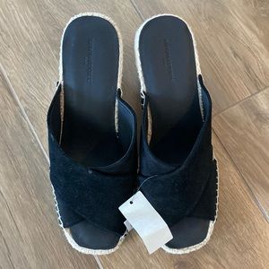 Banana republic wedges